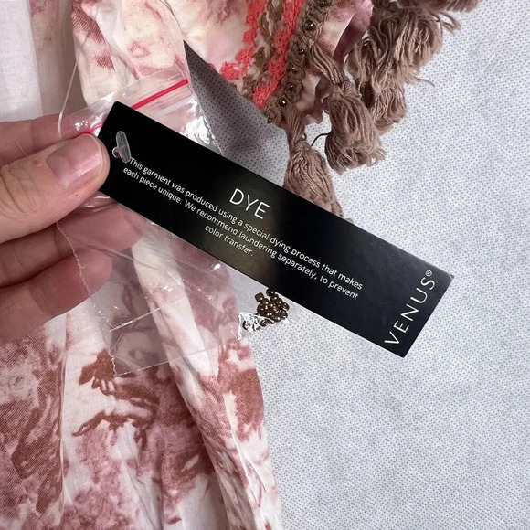 Venus NWT Off Shoulder Neutral Tie Dye Boho Blouson Maxi Dress‎ Size M - Picture 9 of 13